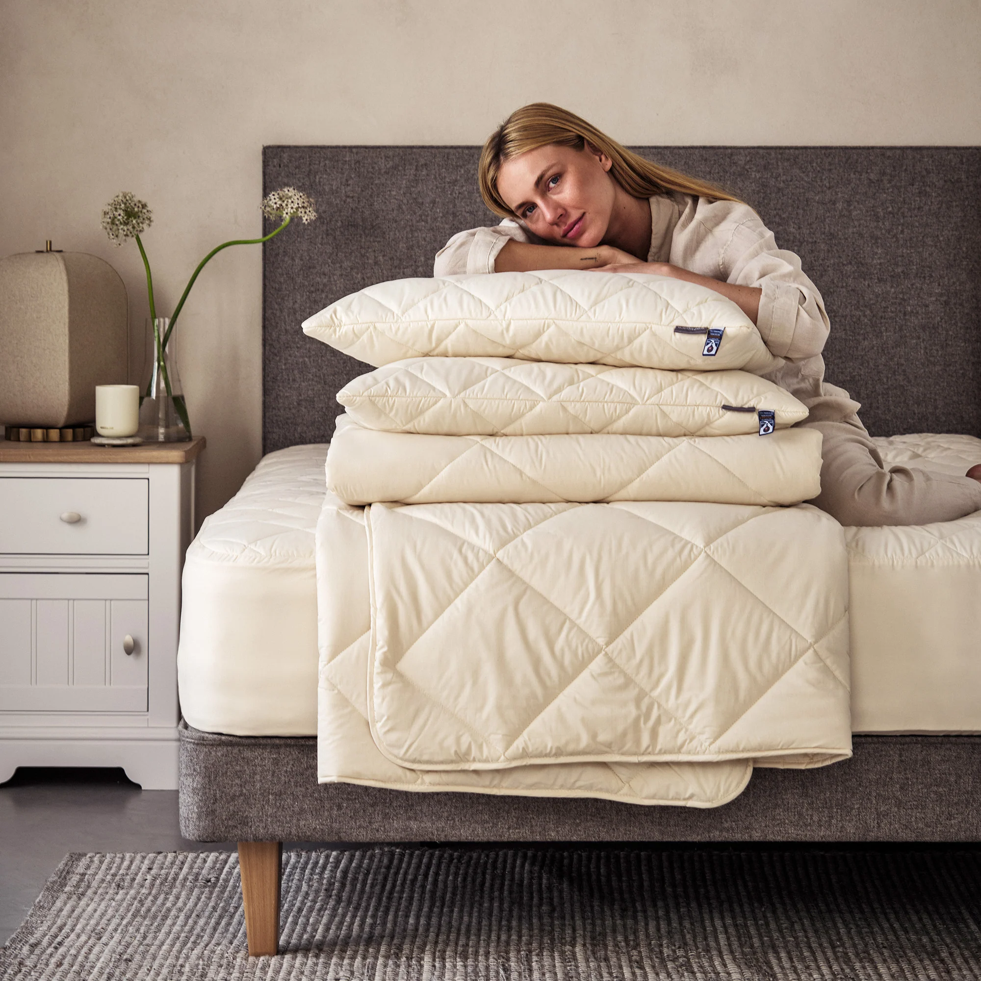 Deluxe Washable Bedding Bundle - Light - Image 4