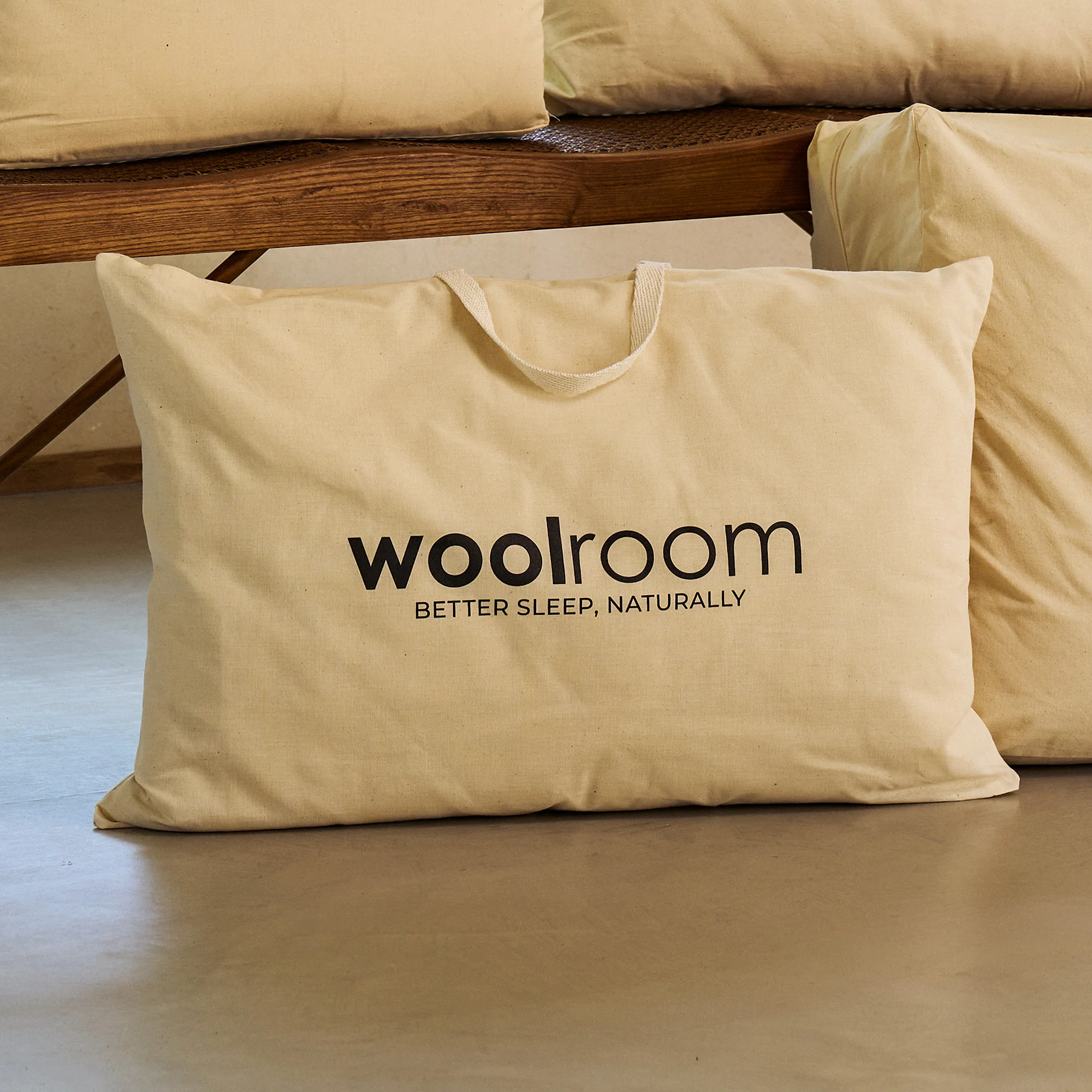 Deluxe Washable Wool Pillow - Kingsize - Image 5